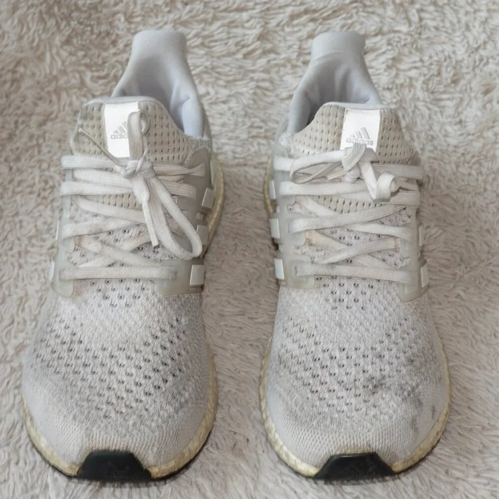 Men's Size 7.5 Adidas Ultraboost 1.0 Running Shoes, White